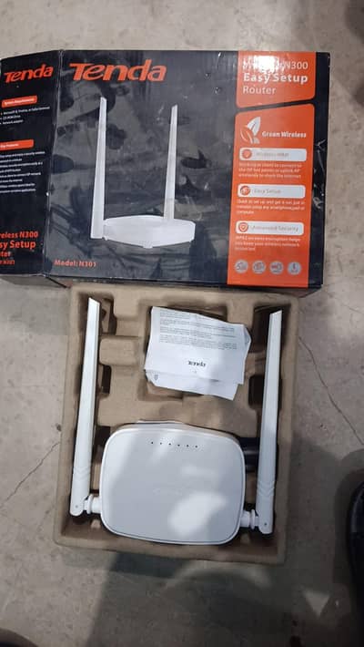 Tenda router