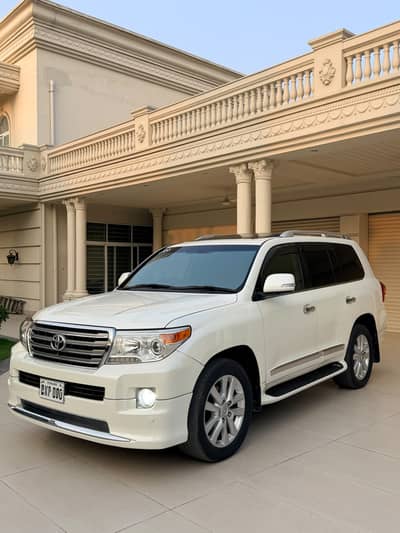 Toyota Land Cruiser 2012