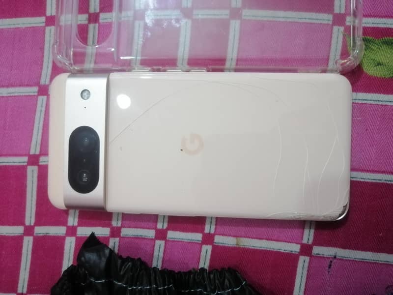 Google Pixel 8 1