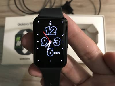 Samsung Galaxy Fit 3 Watch (Complete Box)