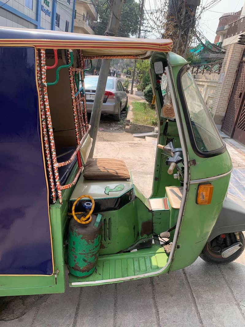 Auto riksaha 4
