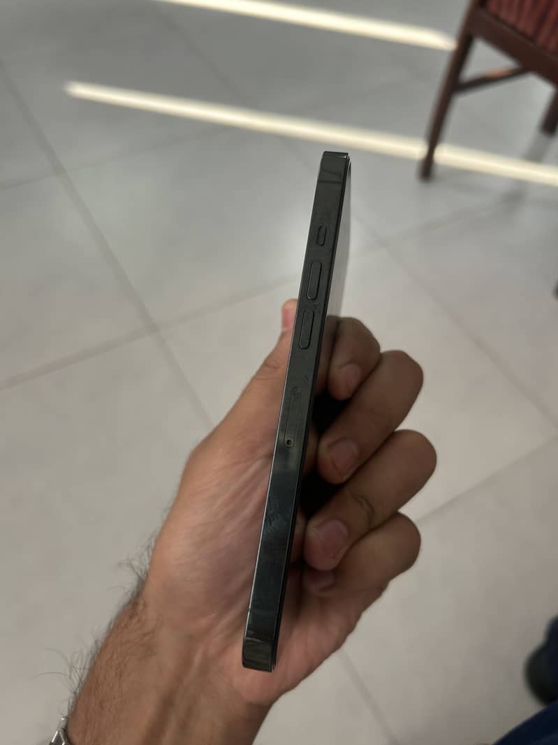 Apple iPhone 13 Pro 9