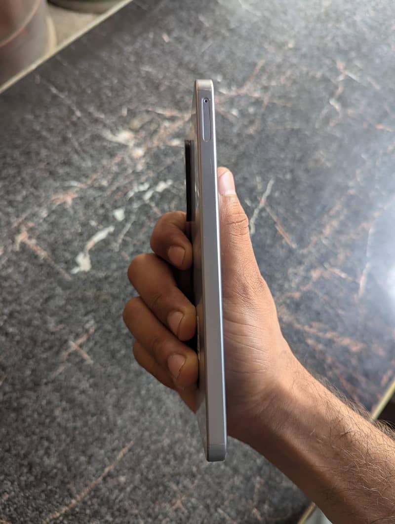 SAMSUNG A17 6