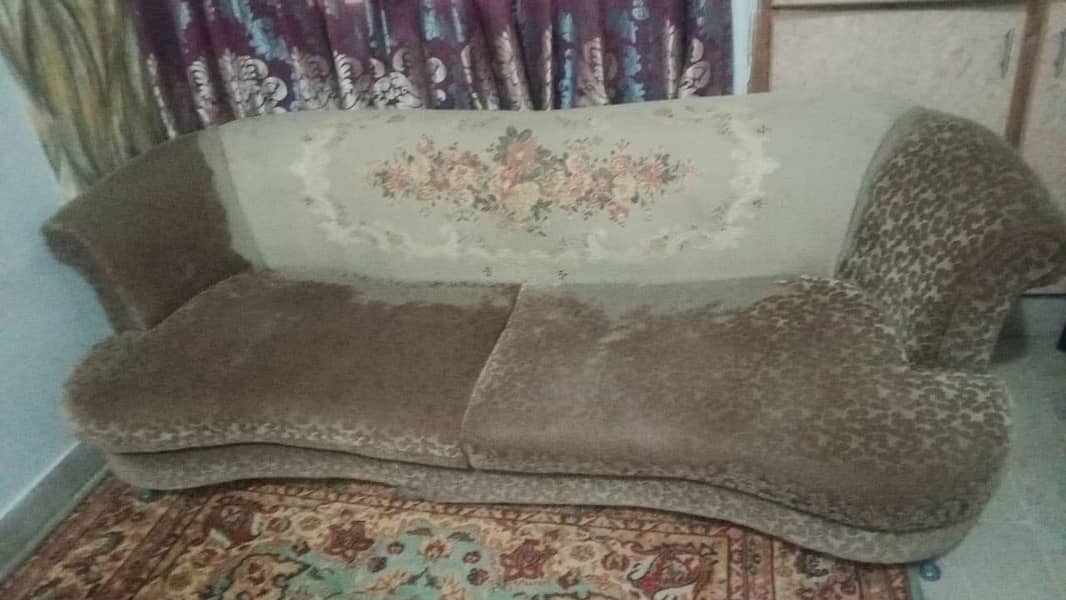3+2 seater sofa set 0