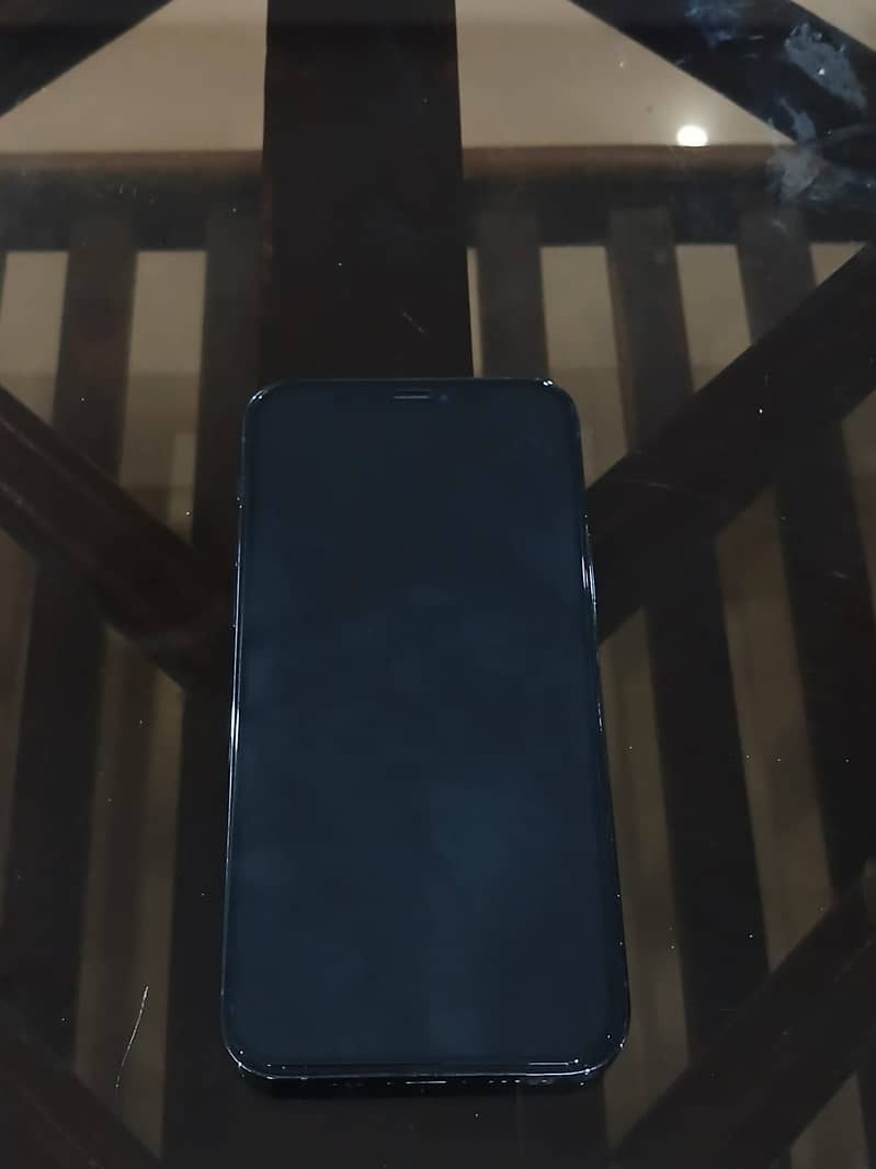 Apple iPhone 12 1