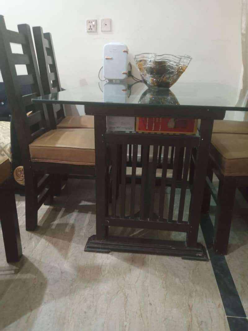 wooden dining table 1