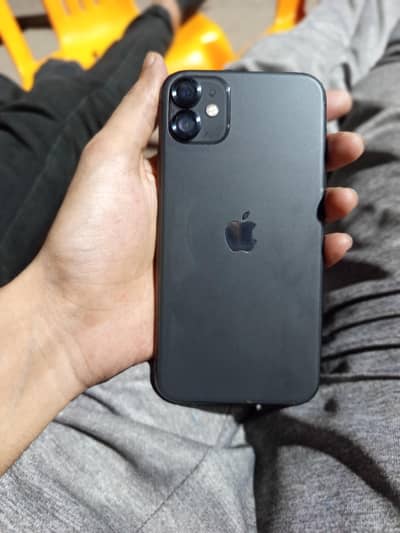 Apple iPhone 11