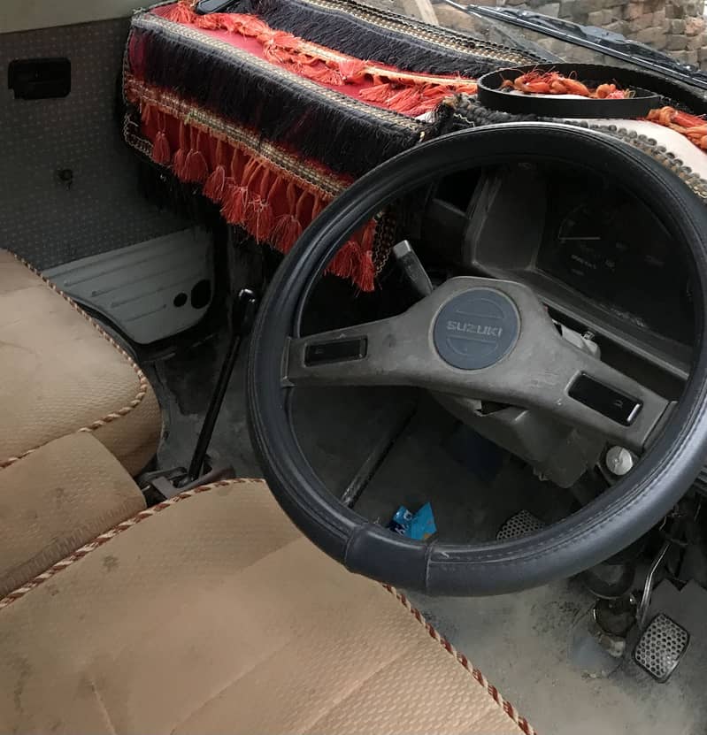 Suzuki bolan 8