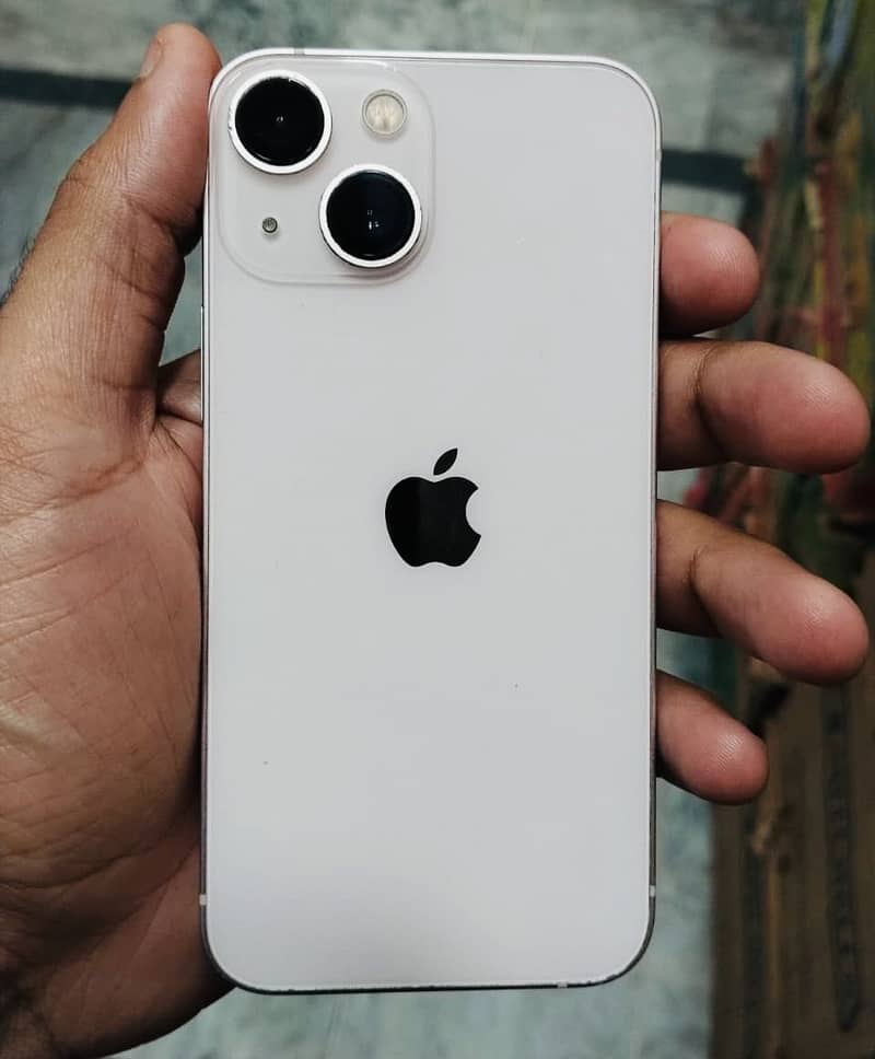 Apple iPhone 13 mini 0