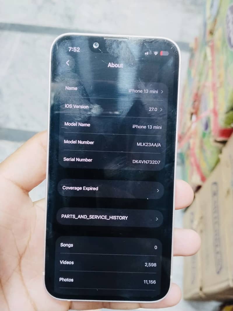 Apple iPhone 13 mini 4