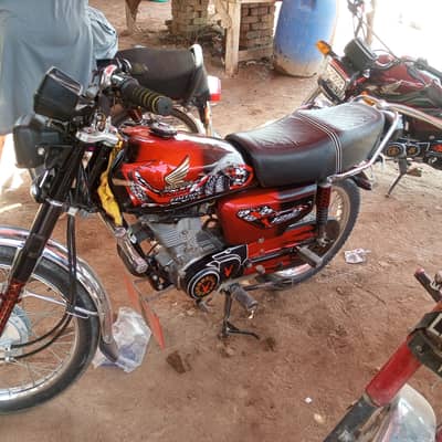 Honda CG 125 2025