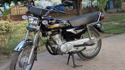 Honda 125 New 9/10