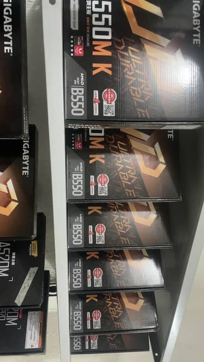 GIGABYTE B550M K AMD B550 Micro ATX Motherboard
