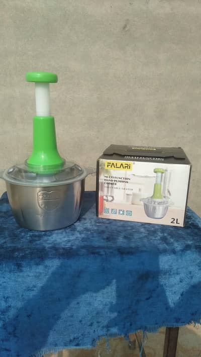 Premium FALARI 2L Stainless Steel Hand-Pushing Food Chopper and Vegeta