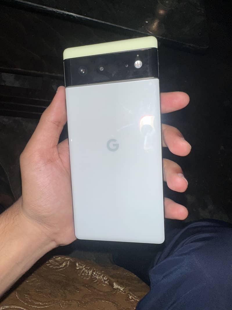 Google Pixel 6 0