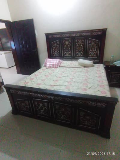 king size bed