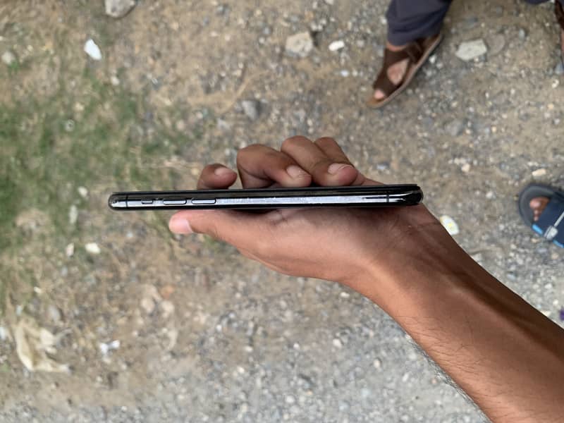 Apple iPhone 11 Pro 5