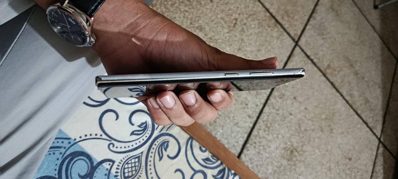 Samsung Mobile Note 10 Plus 9