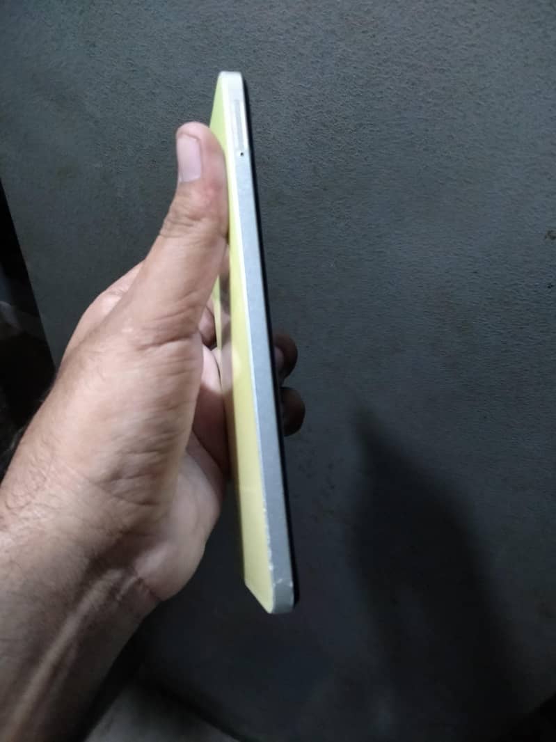 Realme C53 3