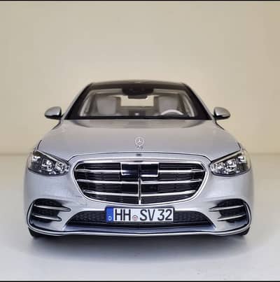 Norev Mercedes S Class w223 1:18