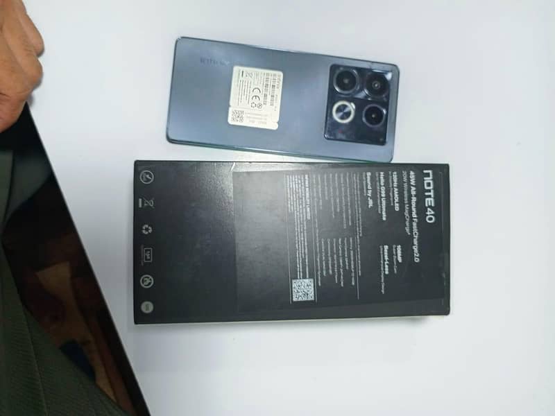 Infinix Note 40 8