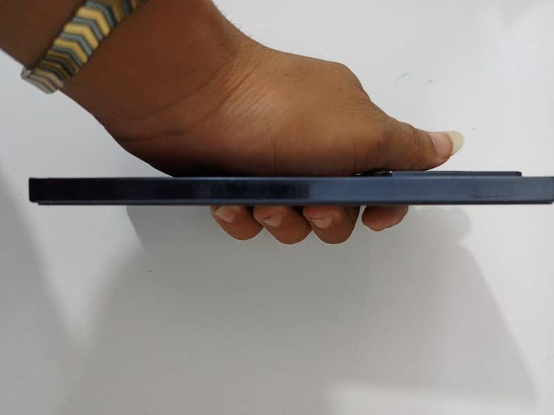 Infinix Note 40 9