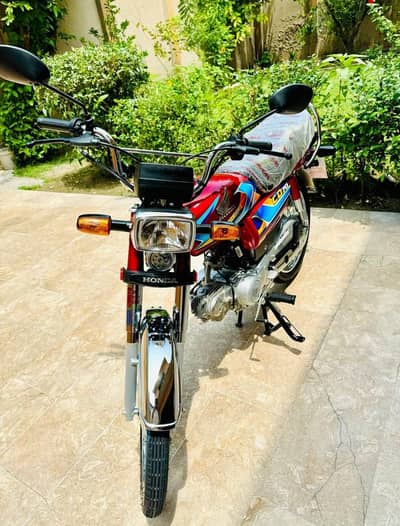 Honda CD-70 Model 2026