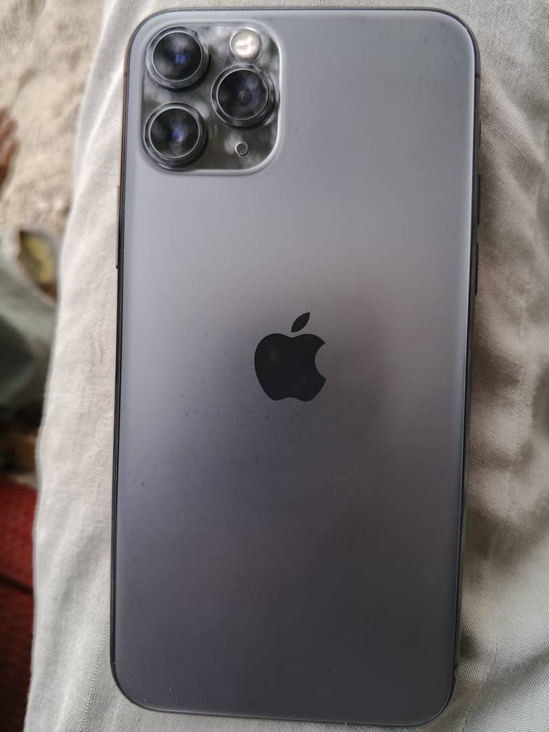Apple iPhone 11 Pro 1
