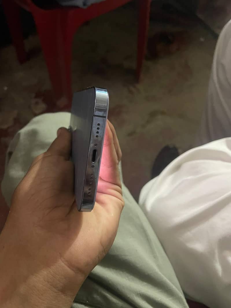 Apple iPhone 13 Pro Max 3