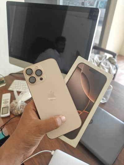 Apple iPhone 16 Pro Max