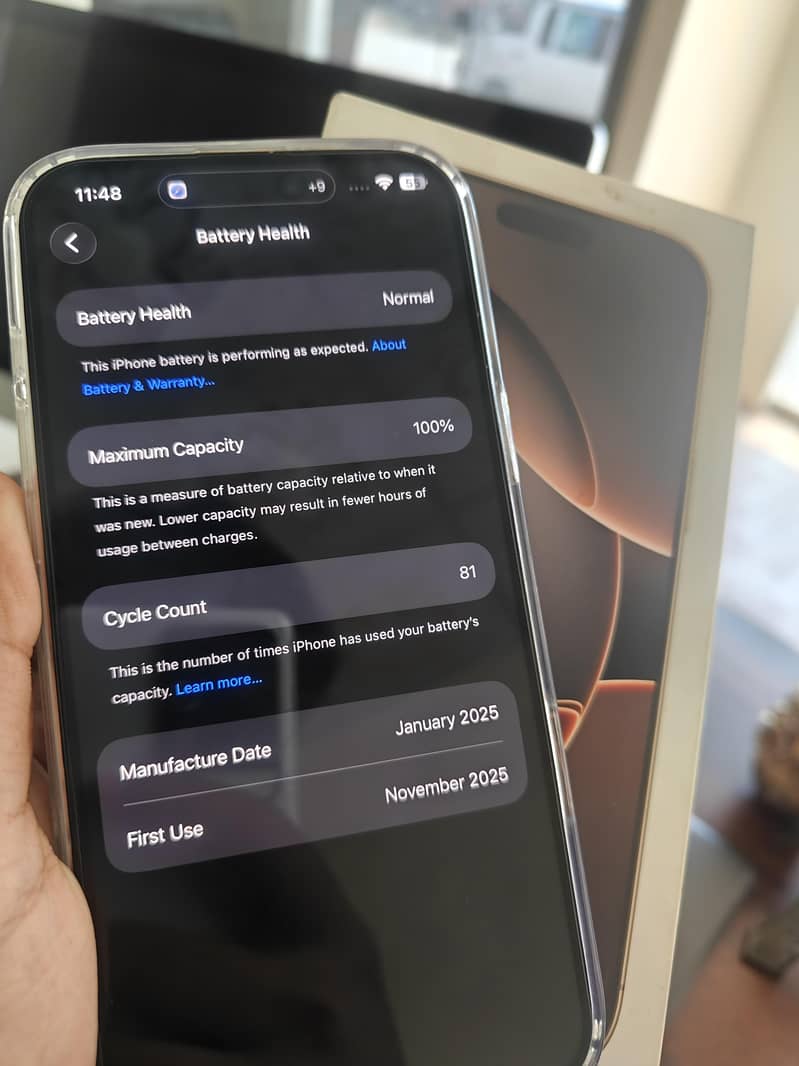 Apple iPhone 16 Pro Max 1