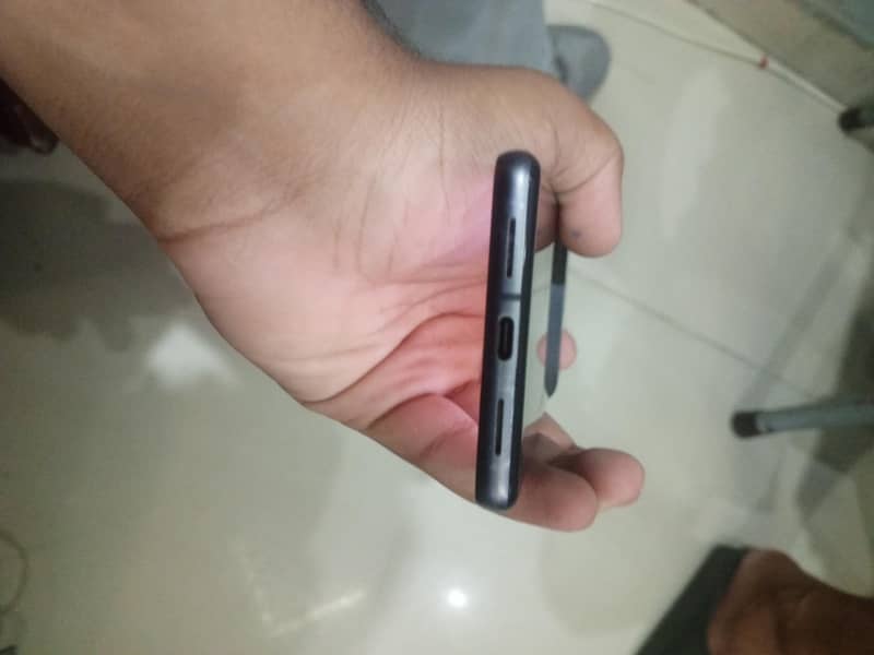 Google Pixel 7 4