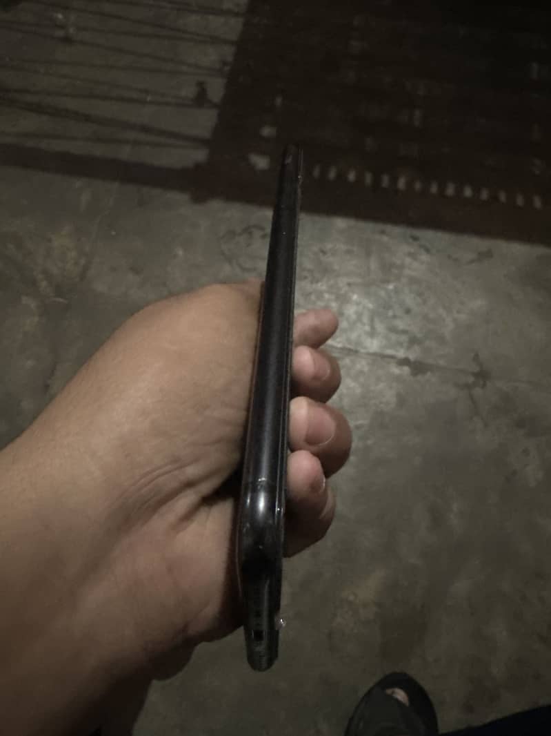 Apple iPhone 7 Plus 2