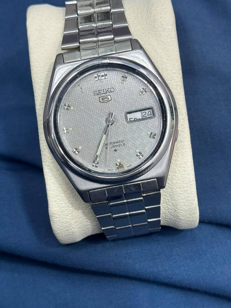 Seiko 5 automatic 10