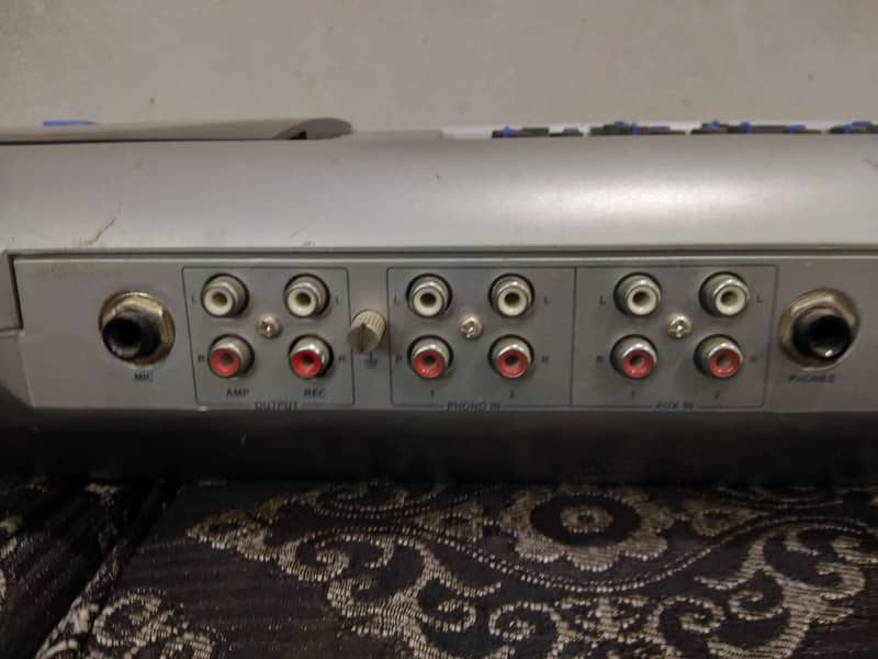 audio & DVD amplifier 8