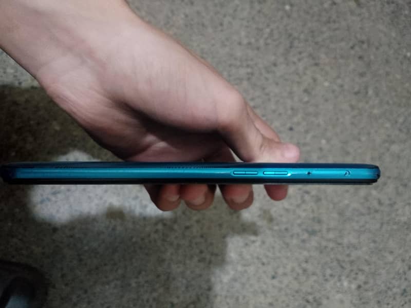 Realme 5i 1
