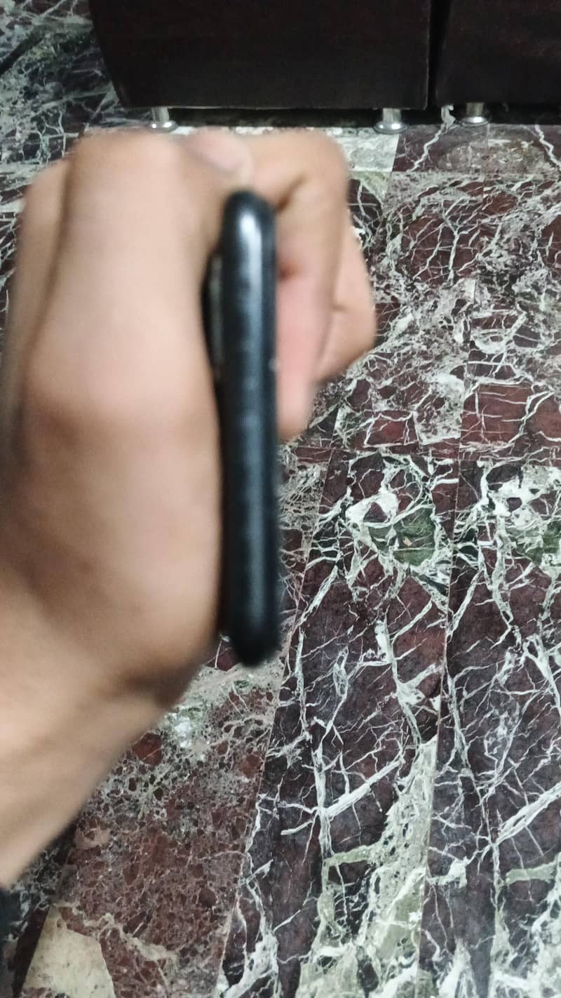 OPPO A76 4