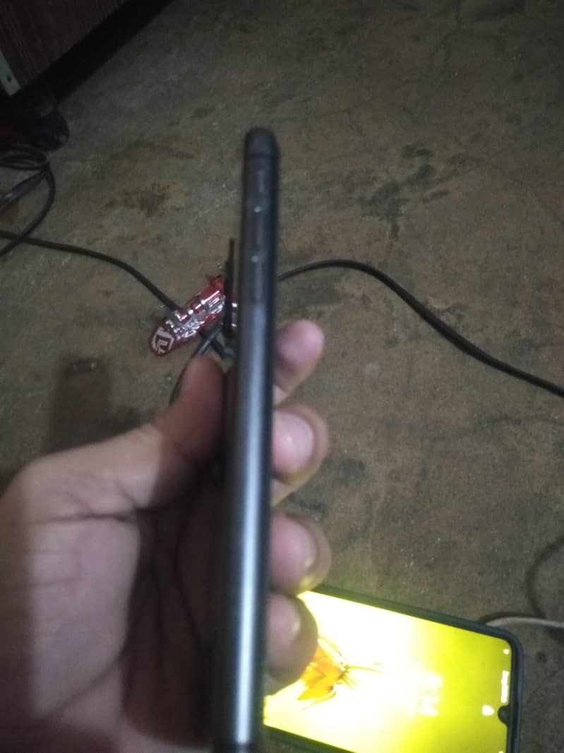 Apple iPhone 11 2
