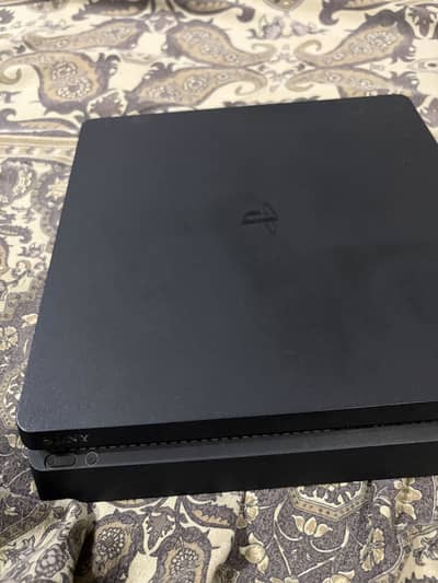 play station 4(ps4)slim 500gb