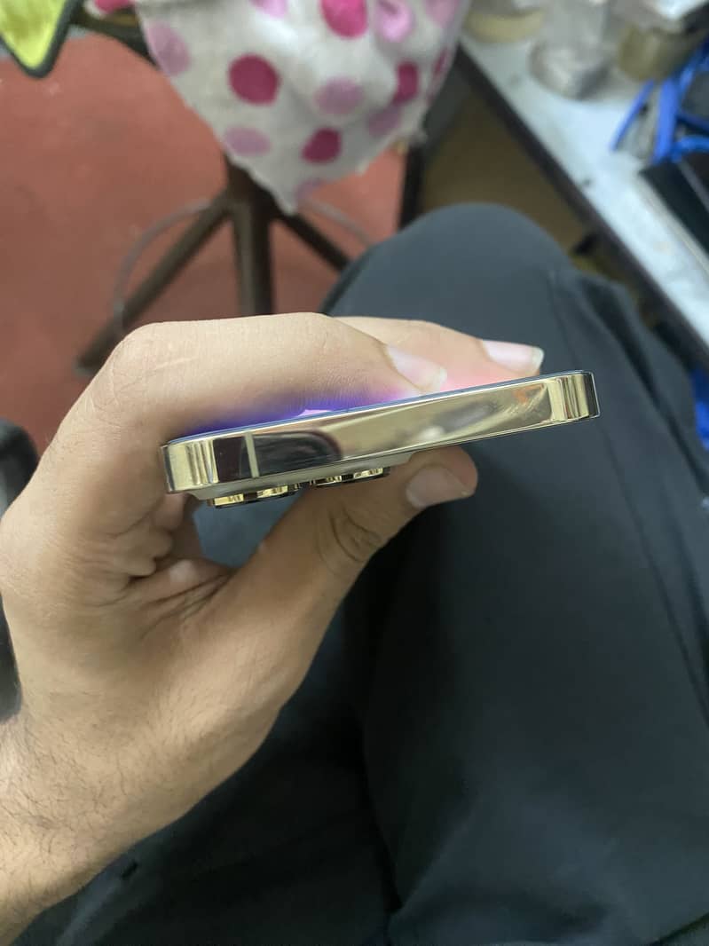 Apple iPhone 13 Pro 5