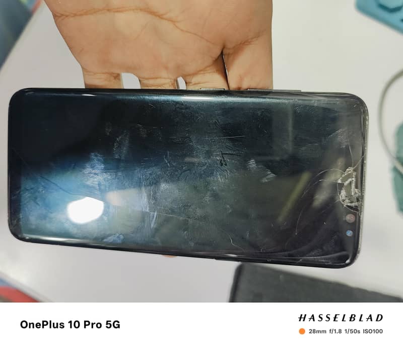 Samsung Mobile S8 1