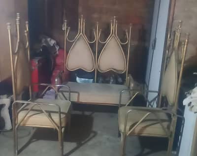 Steal Taj weeding chairs