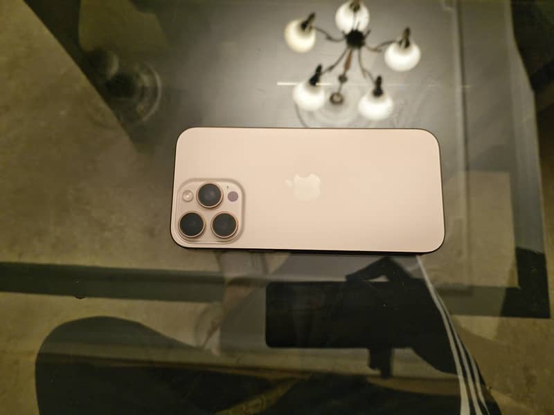 Apple iPhone 16 Pro Max 11