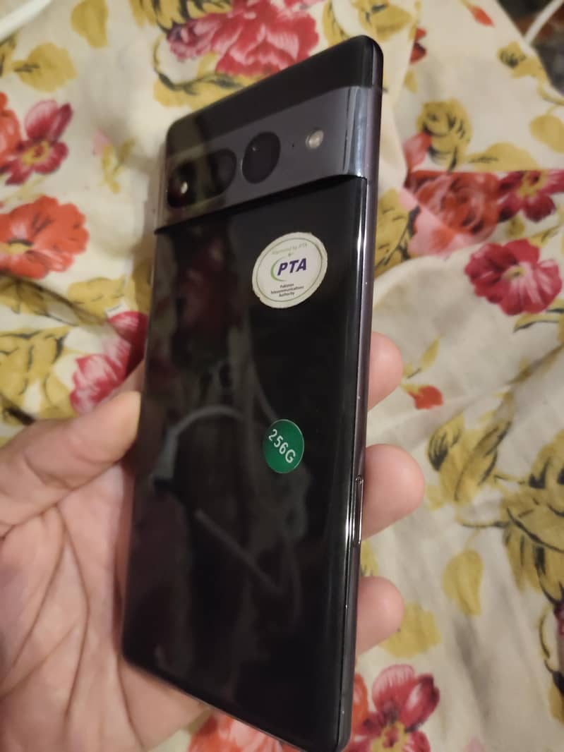 Google Pixel 7 Pro 4