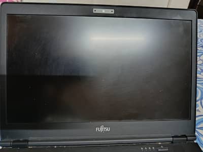 Fujitsu Lifebook U748 Core i5 8th Generation (8GB/256GB SSD)