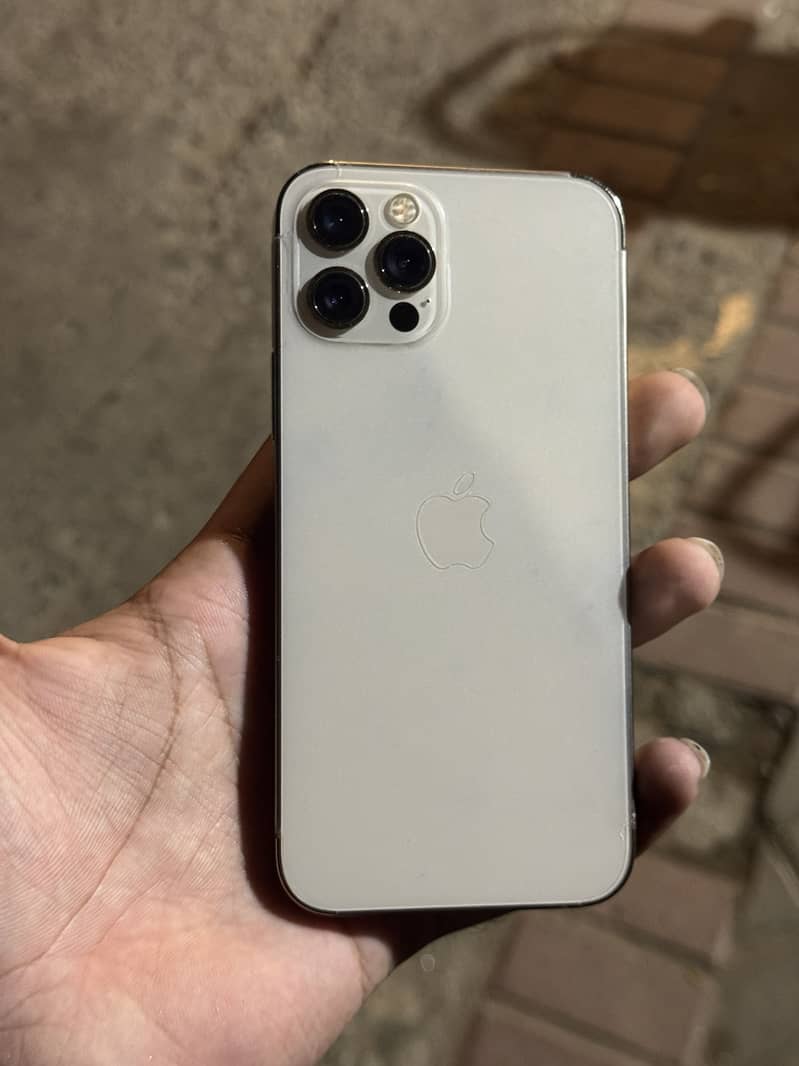 Apple iPhone 12 Pro 0