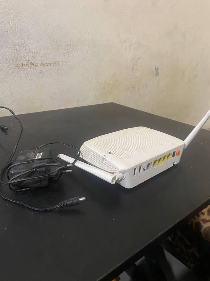 Fiber cable net device with caharger 1