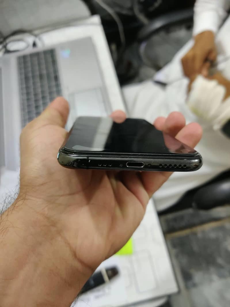 Apple iPhone XS 2