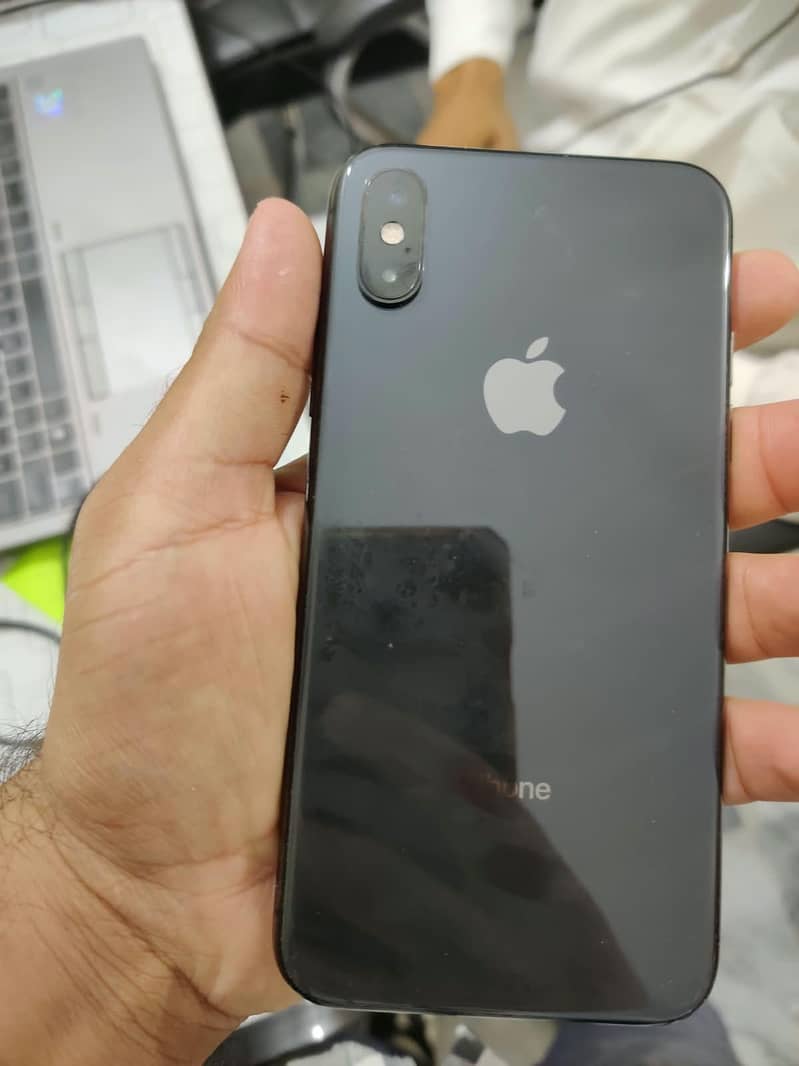 Apple iPhone XS 7