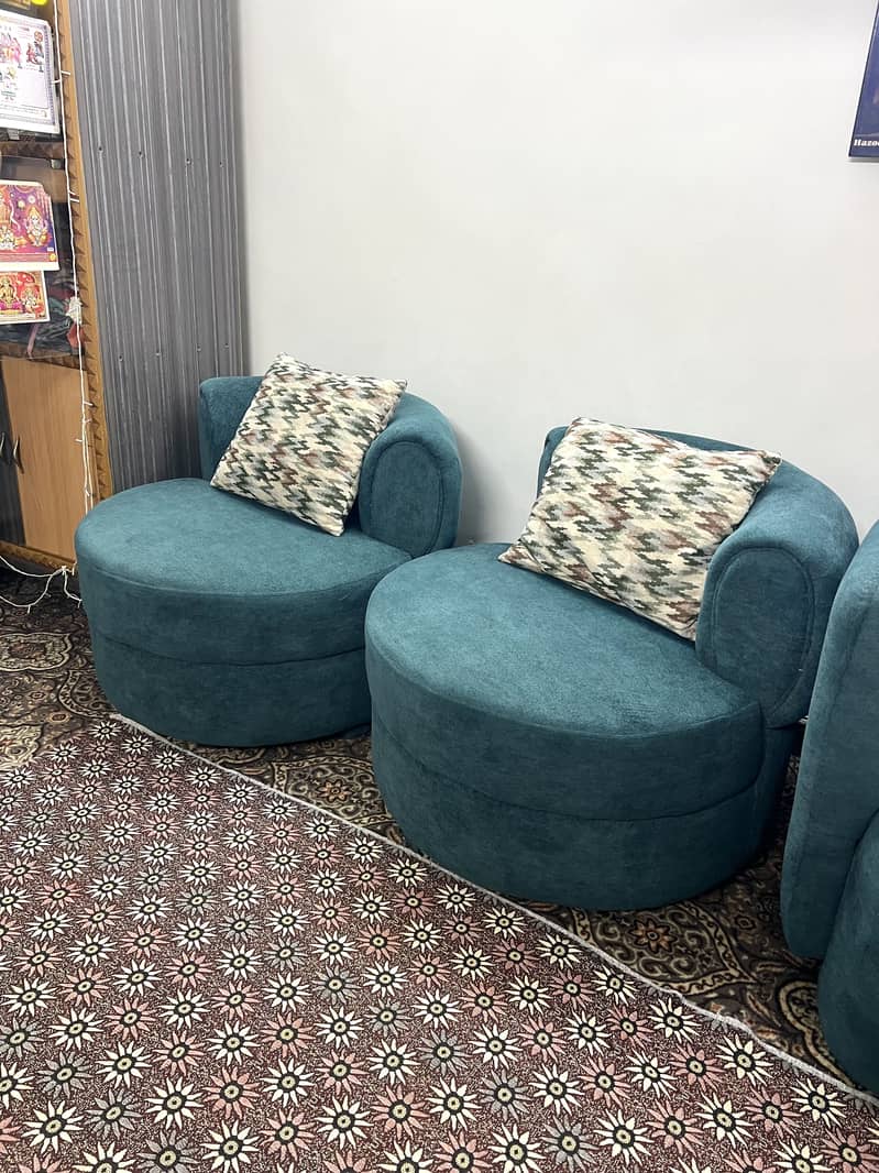SOFA FOR SELL 1